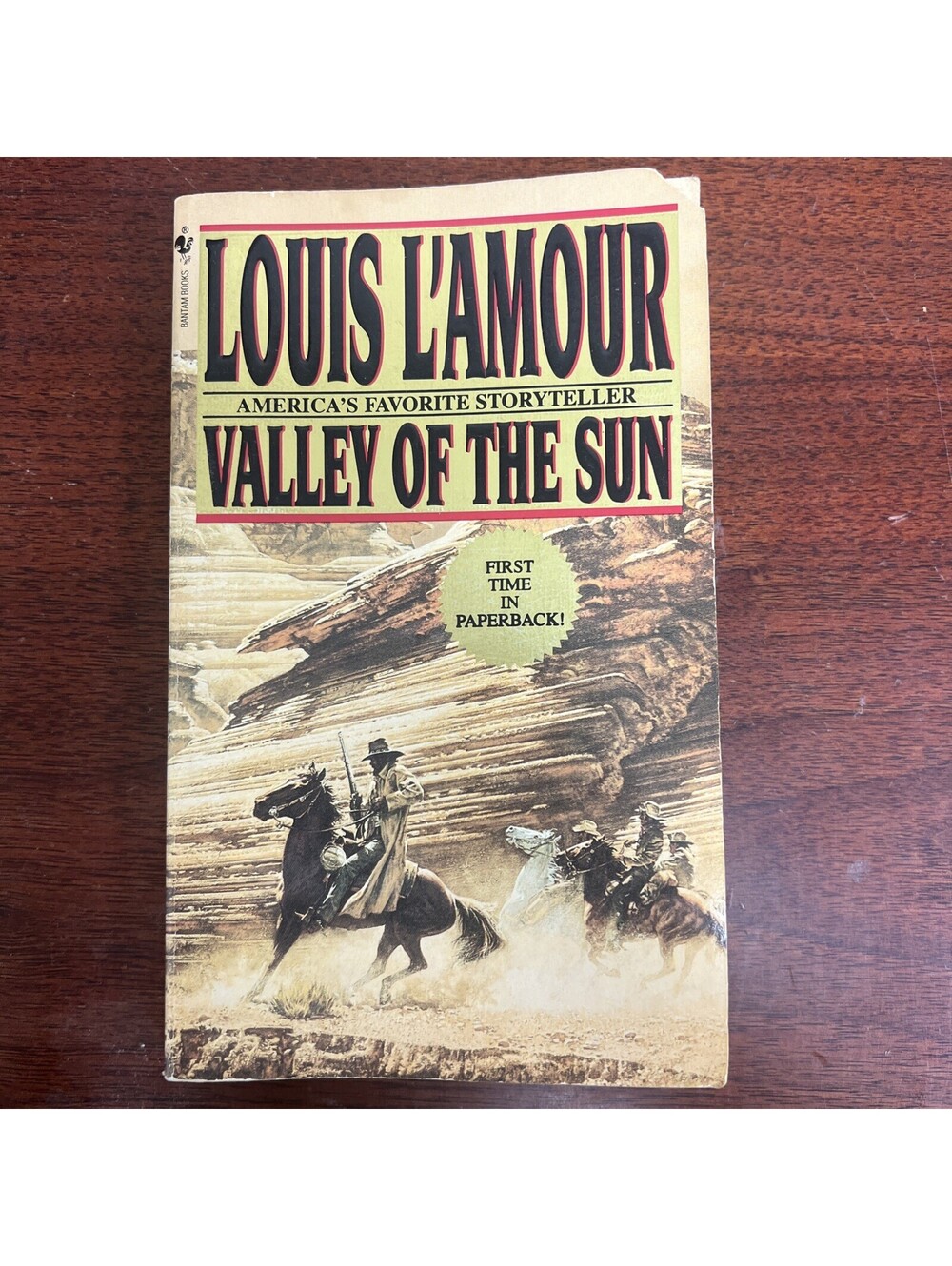 Valley of the Sun by Louis L'Amour - 1995 Bantam Western Paperback